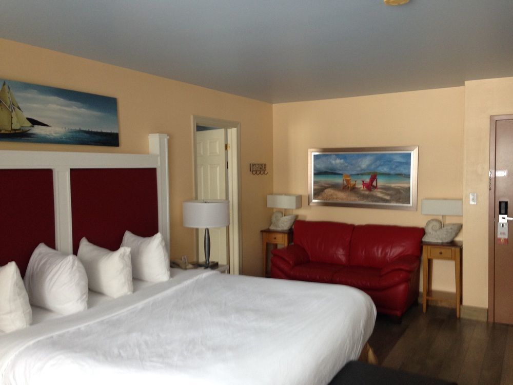 Quality Inn & Suites Cornwall Exterior foto